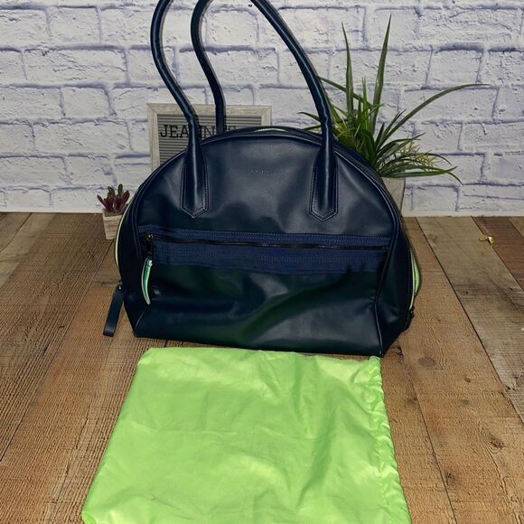 Lululemon Athletica Blue neon green two compartment zip-up duffle bag - Picture 3 of 12